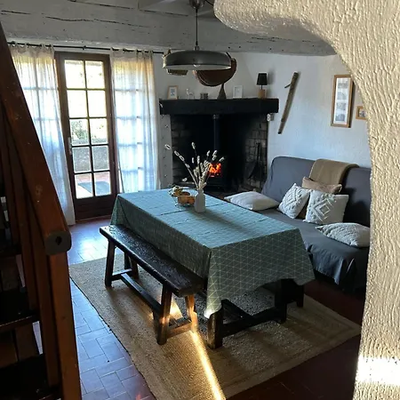 Holiday home Maison De Hautes Corbieres *